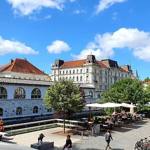 Gostinjska kuća Petkovsek And, Ljubljana