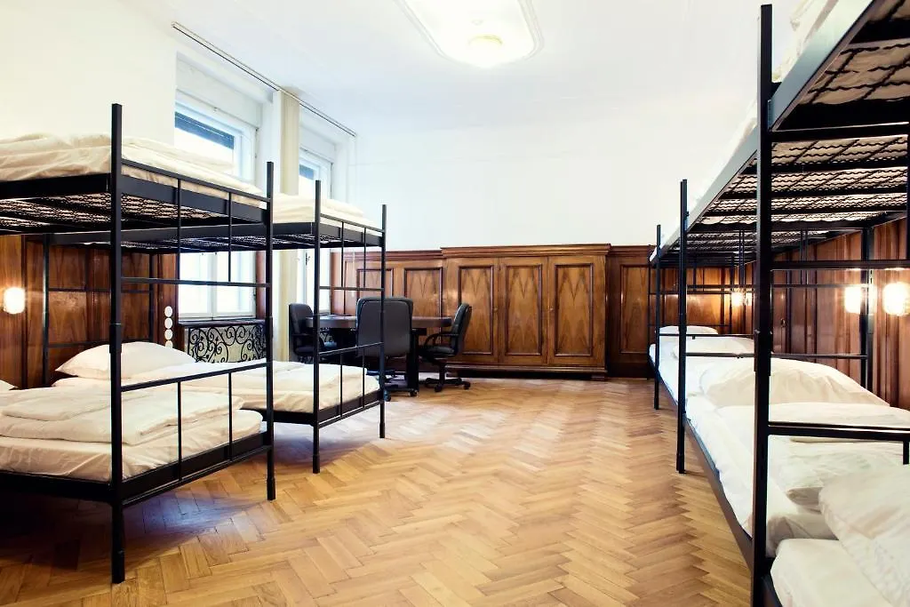 Hostel Tresor Ljubljana 0*,
